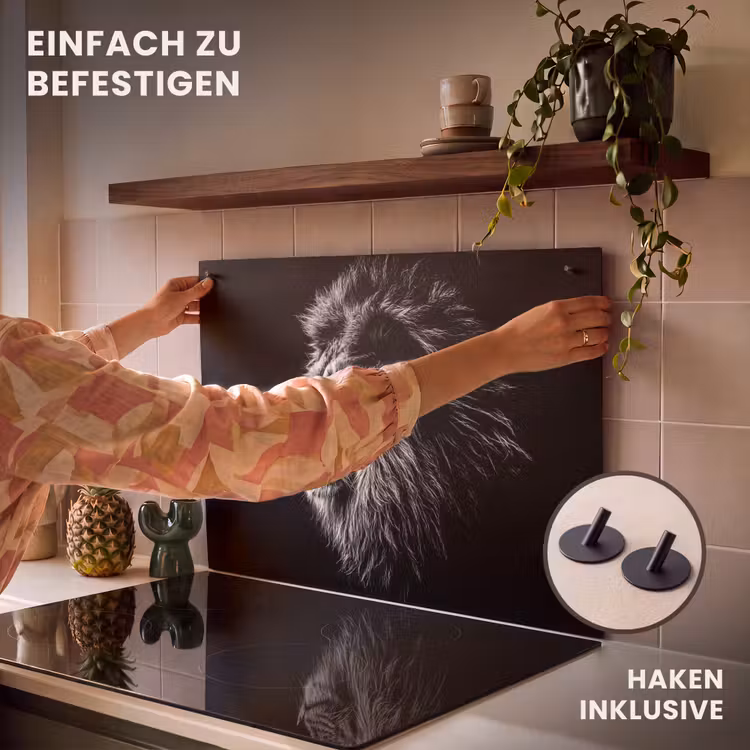2-in-1 Herdabdeckplatte & Spritzschutz - Schwarz und weiß - Löwe - Kopf - Tiere - Zwart Wit - Leeuw - Kop - Dieren Inductie beschemer met haakjes klein