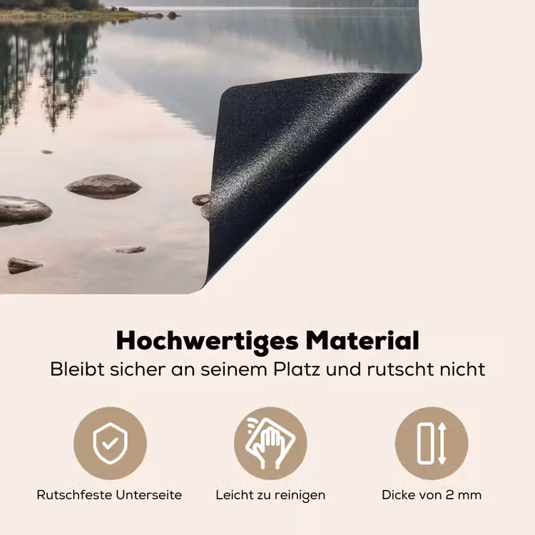 Meer - Bergen - Landschap - Groen Inductie beschemer met haakjes klein -ky-onderkant-de
