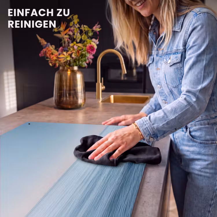 2-in-1 Herdabdeckplatte & Spritzschutz - Segelboot - Ruhige See - Strahlend blauer Himmel - Zeilbootje - Kalme zee - Helderblauwe hemel Inductie beschemer met haakjes klein