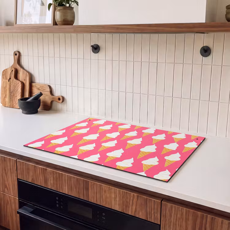 2-in-1 Herdabdeckplatte & Spritzschutz - Softeis - Hornisse - Rosa - Softijs - Horentje - Roze Inductie beschemer met haakjes klein 777