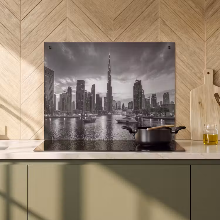 Stad - Skyline - Architectuur - Avond - Zwart-wit Inductie beschemer met haakjes klein -sfeer2