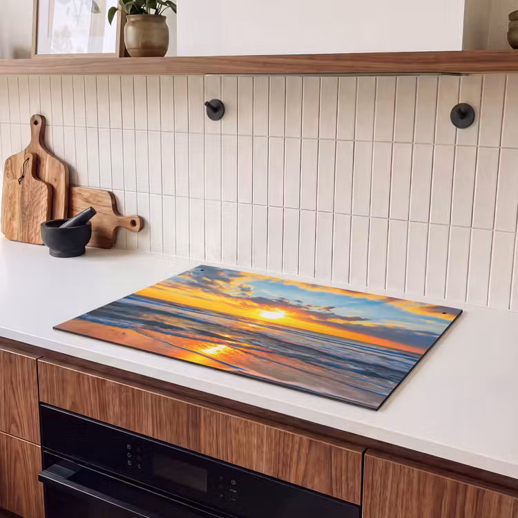 2-in-1 Herdabdeckplatte & Spritzschutz - Strand – Meer – Sonnenuntergang - Strand - Zee - Zonsondergnag Inductie beschemer met haakjes klein