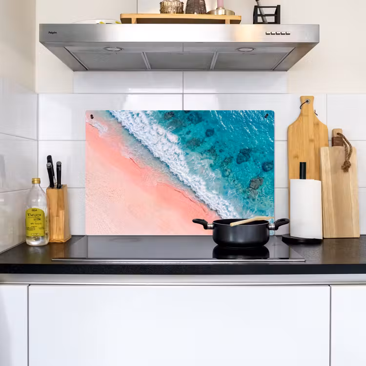 Strand - Oceaan - Golven - Roze Zand - Natuur Inductie beschemer met haakjes klein -sfeer2
