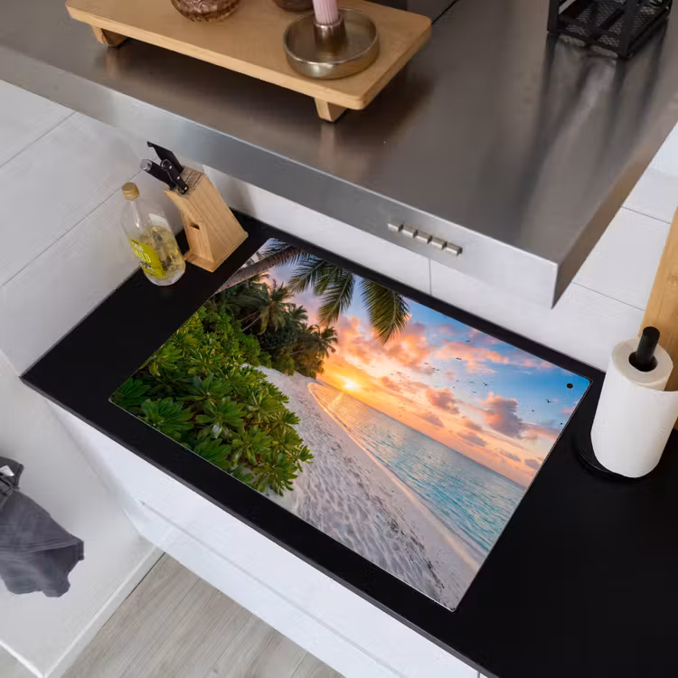 Strand - Zonsondergang - Palmbomen - Tropisch - Natuur Inductie beschemer met haakjes klein -sfeer1