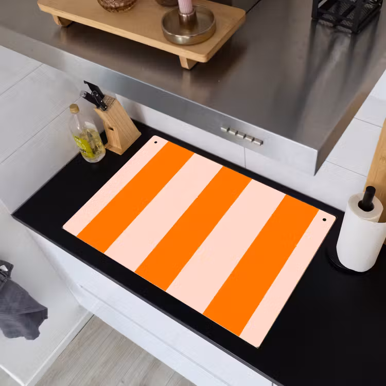 Strepen - Modern - Oranje Inductie beschemer met haakjes klein 777 -sfeer1