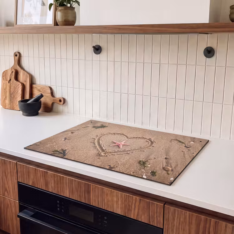 Dieren - Hart - Strand - Zand - Roze Inductie beschemer met haakjes klein -sfeer1