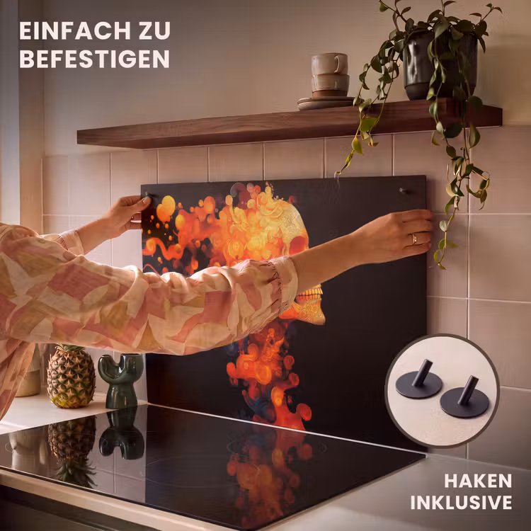 2-in-1 Herdabdeckplatte & Spritzschutz - Totenkopf - Orange - Seitenansicht - Flammen - Schedel - Oranje - Zijaanzicht - Vlammen Inductie beschemer met haakjes klein