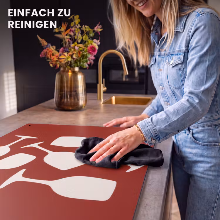 2-in-1 Herdabdeckplatte & Spritzschutz - Weingläser - Scherenschnitte - Weiß - Wijnglazen - Silhouetten - Wit Inductie beschemer met haakjes klein