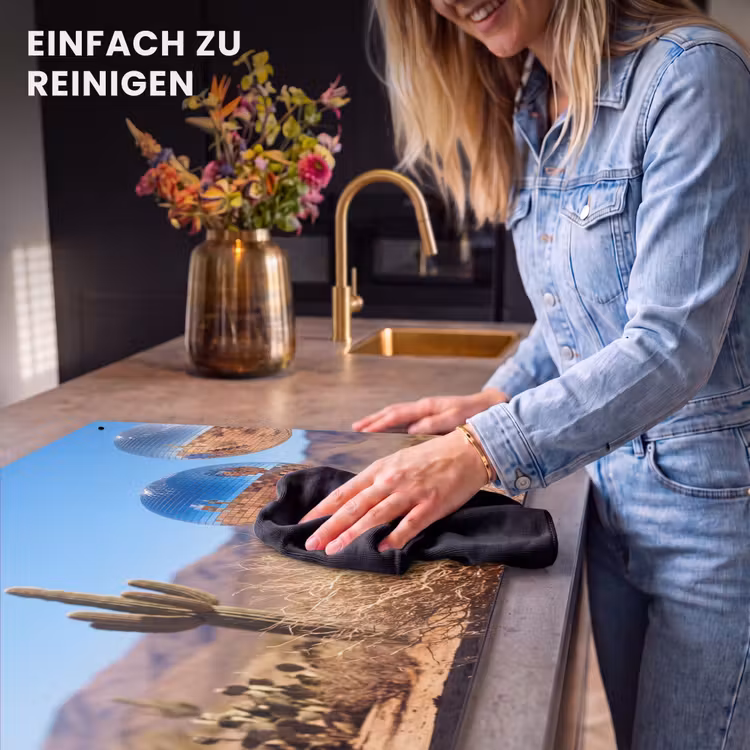 2-in-1 Herdabdeckplatte & Spritzschutz - Wüste – Spiegelkugel – Kunst - Woestijn - Spiegelbal - Kunst Inductie beschemer met haakjes klein