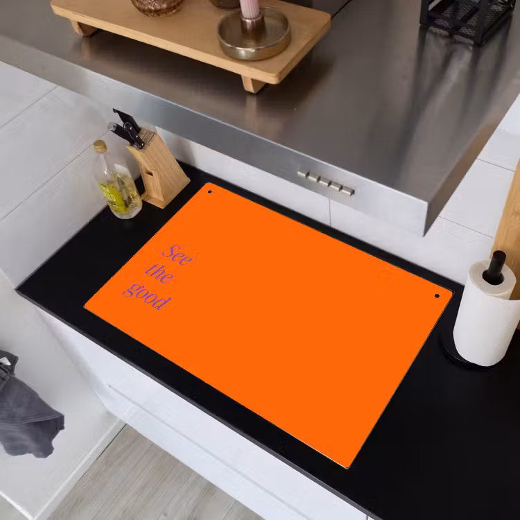 See te good - Paars - Oranje Inductie beschemer met haakjes klein -sfeer1