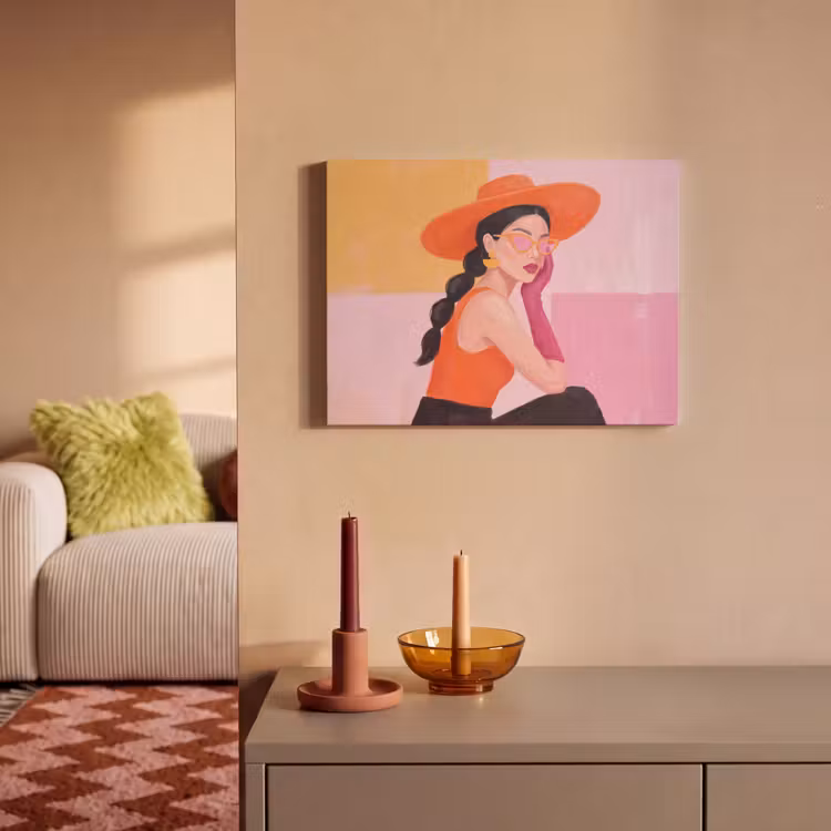 Vrouw - Hoed - Mode - Modern - Oranje PET vilt klein -sfeer1
