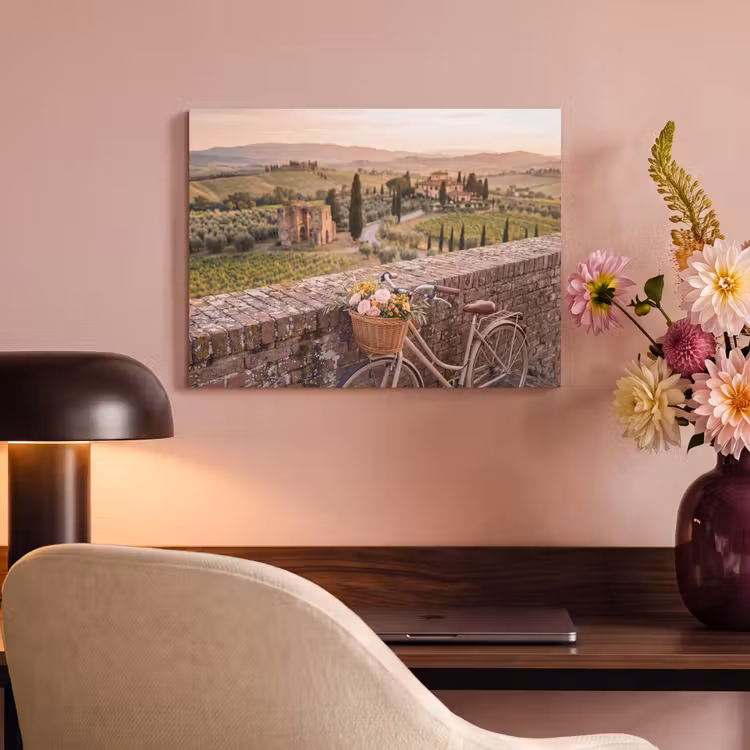Fiets - Bloemen - Toscane - Landschap - Roze PET vilt klein -sfeer3