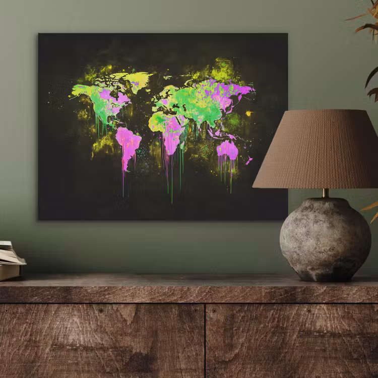 Fluorescerend - Wereldkaart - Druipen - Verf PET vilt klein -sfeer2