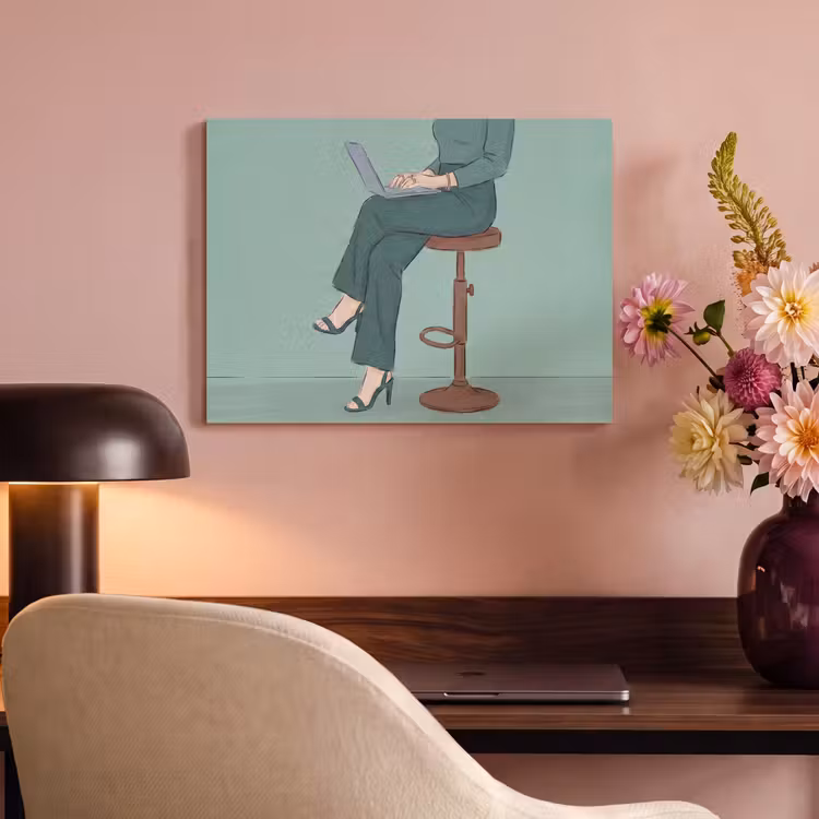 Vrouw - Laptop - Zittend - Illustratie - Groen PET vilt klein -sfeer3