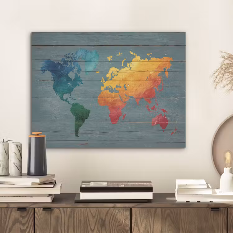 Hout - Planken - Regenboog - Wereldkaart PET vilt klein -sfeer1