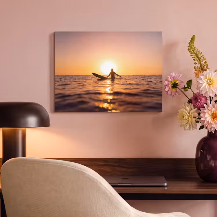 Persoon - Surfen - Zonsondergang - Zee - Oranje PET vilt klein -sfeer3