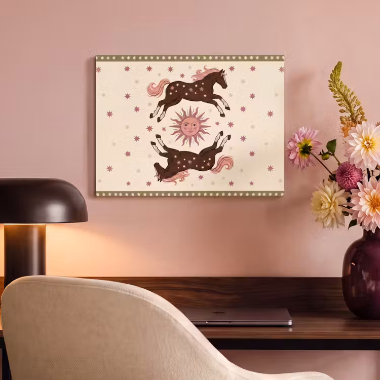 Paard - Zon - Mystiek - Illustratie - Roze PET vilt klein -sfeer3
