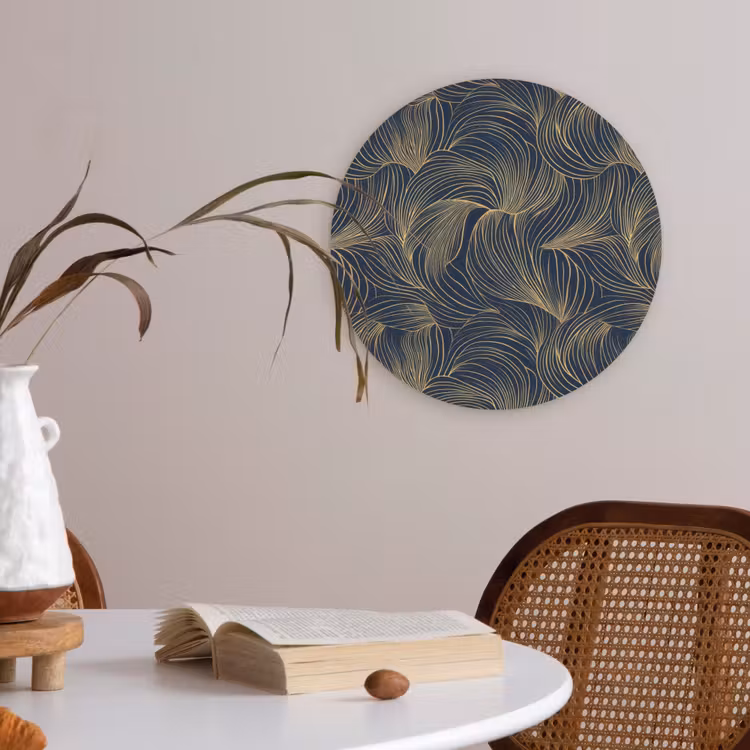 Abstract - Lijnen - Blauw - Goud Akoestische PET Vilt - Rond klein 838 -sfeer3