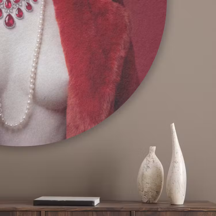 Vrouw - Bontjas - Mode - Klassiek - Rood Akoestische PET Vilt - Rond klein -sfeer5_closeup
