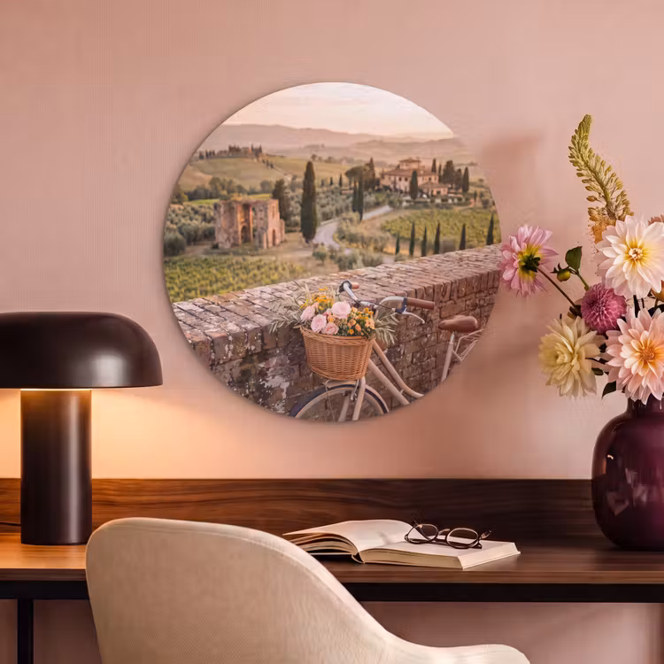 Fiets - Bloemen - Toscane - Landschap - Roze Akoestische PET Vilt - Rond klein -sfeer3