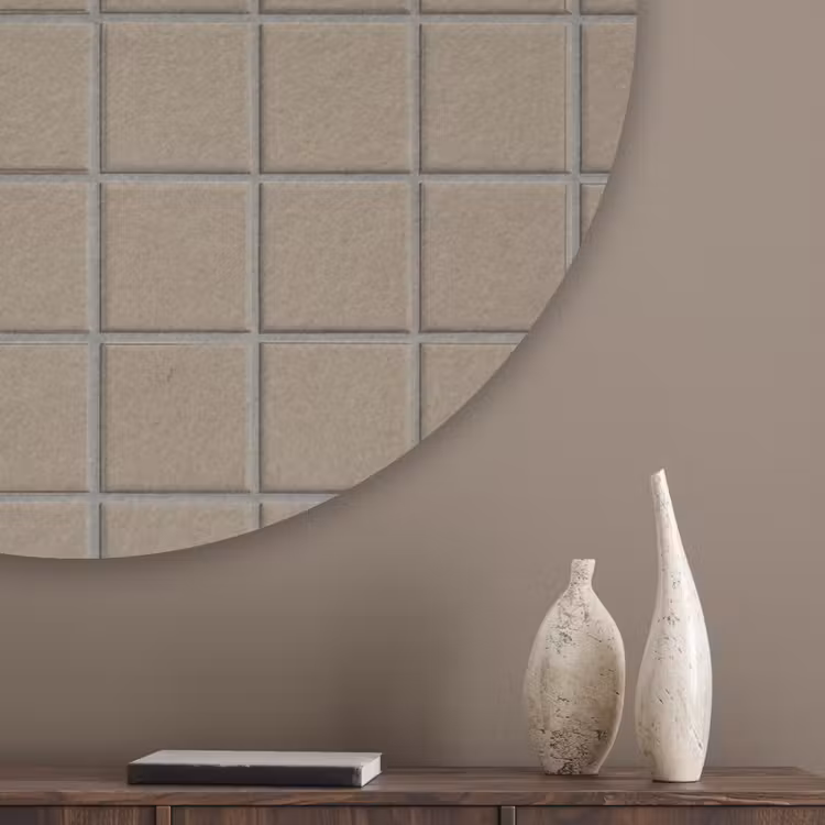 Tegel - Patroon - Taupe Akoestische PET Vilt - Rond klein 838 -sfeer5_closeup