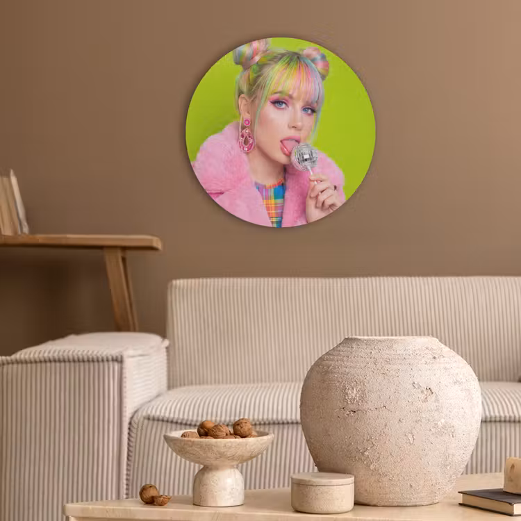 Vrouw - Kleurrijk haar - Pop art - Modern - Levendig Akoestische PET Vilt - Rond klein -sfeer1