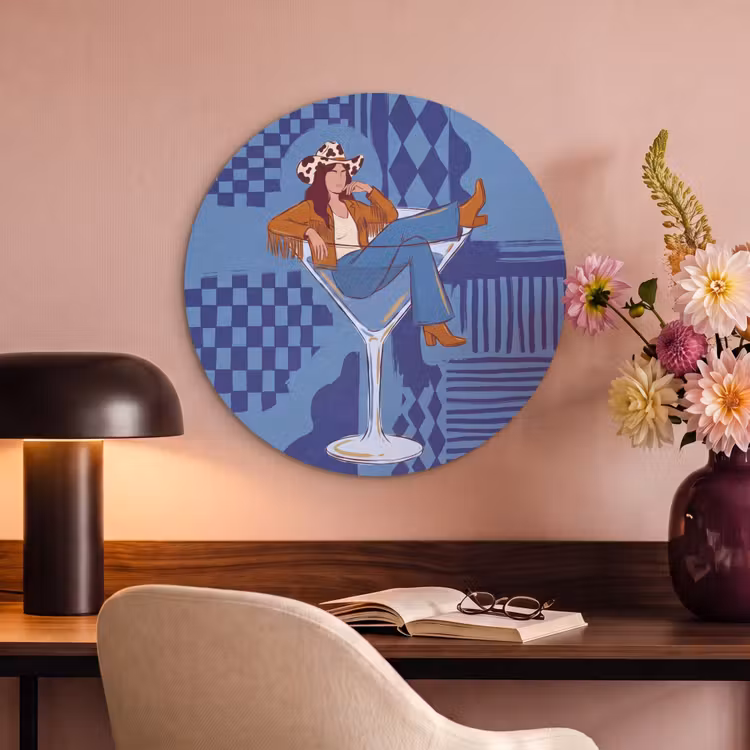 Vrouw - Martini glas - Abstract - Blauw - Kunst Akoestische PET Vilt - Rond klein -sfeer3