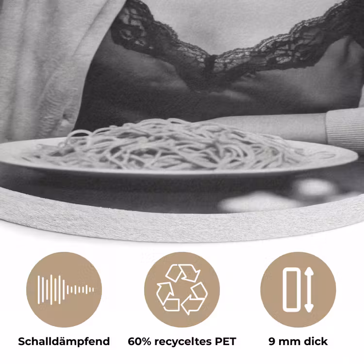Vrouw - Spaghetti - Zwart - Wit Akoestische PET Vilt - Rond klein -closeup_DE