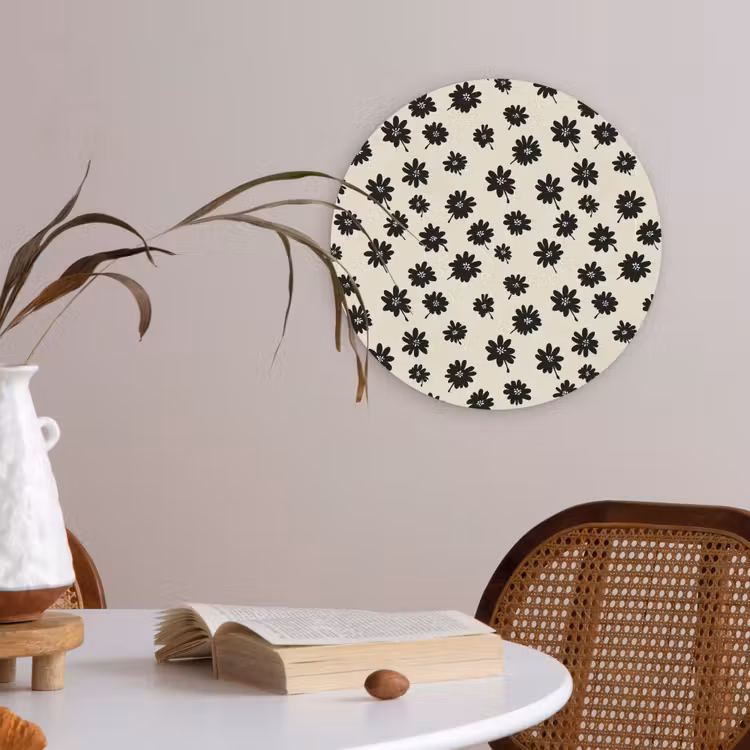 Madeliefjes - Grafisch - Zwart - Beige Akoestische PET Vilt - Rond klein 838 -sfeer3