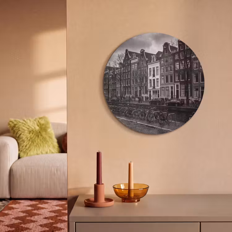 Huis - Gracht - Amsterdam - Architectuur - Zwart-wit Akoestische PET Vilt - Rond klein -sfeer1