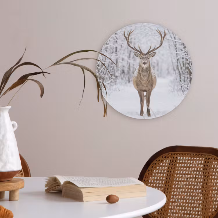 Hert - Winter - Bos - Natuur - Wit Akoestische PET Vilt - Rond klein -sfeer3