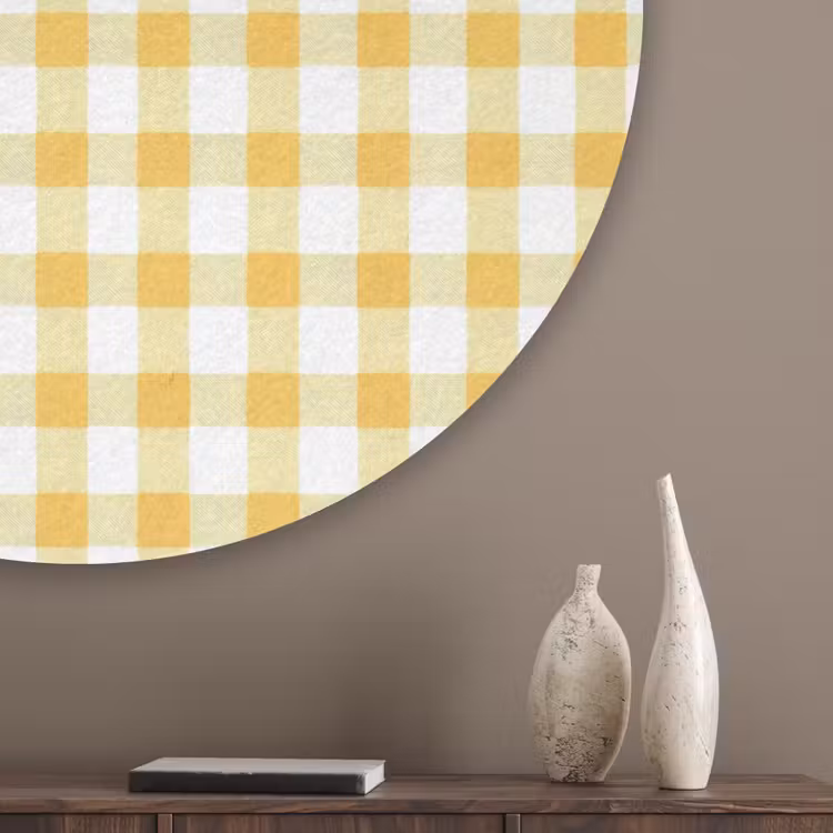 Ruit - Gingham - Klassiek - Geel en Wit Akoestische PET Vilt - Rond klein 838 -sfeer5_closeup