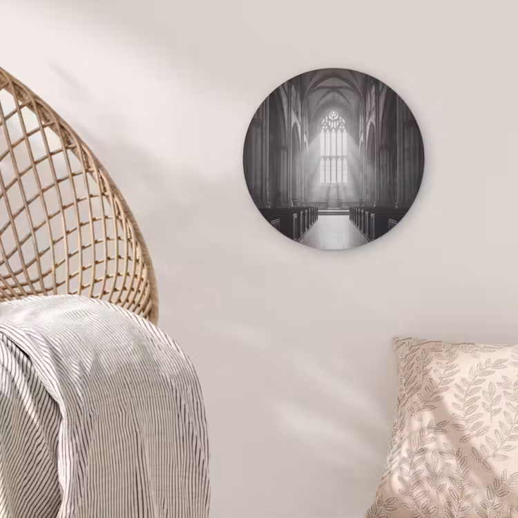 Kerk - Interieur - Lichtstralen - Architectuur - Klassiek Akoestische PET Vilt - Rond klein -sfeer4