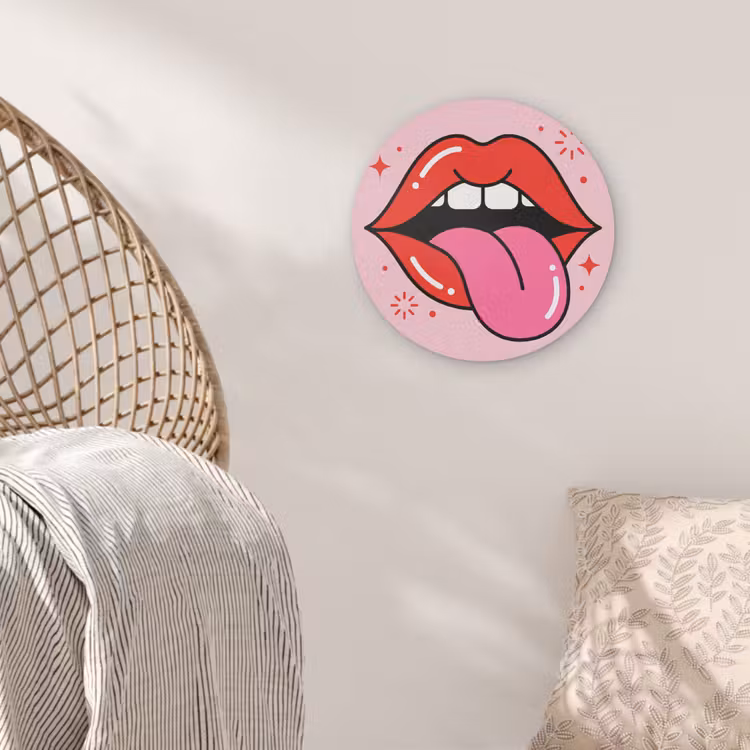 Lippen - Tong - Pop-art - Kleurrijk - Roze Akoestische PET Vilt - Rond klein -sfeer4