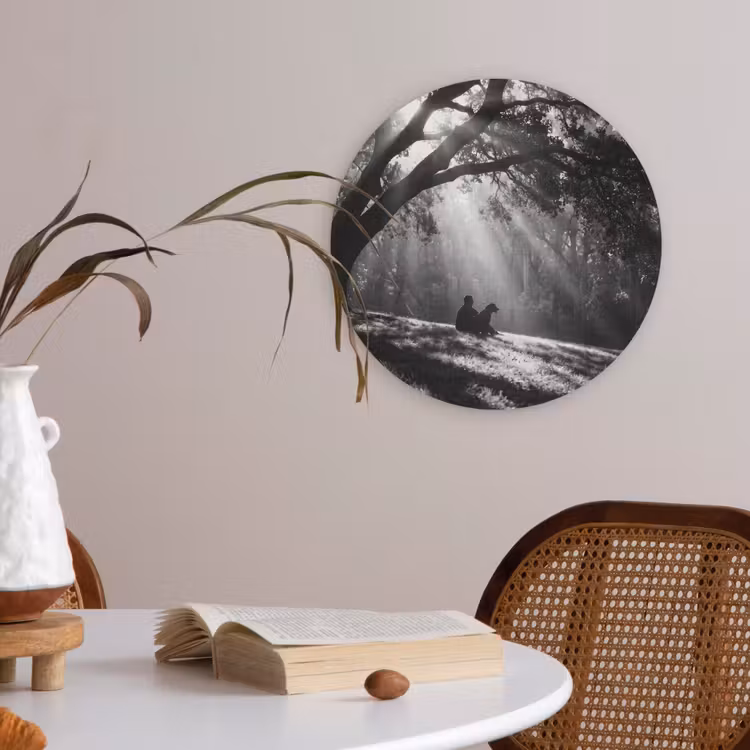 Mens - Hond - Natuur - Zwart-wit - Silhouet Akoestische PET Vilt - Rond klein -sfeer3