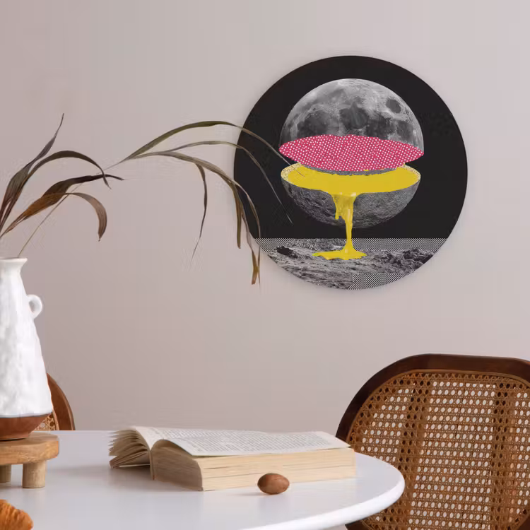 Maan - Geel - Roze - Zwart Akoestische PET Vilt - Rond klein -sfeer3