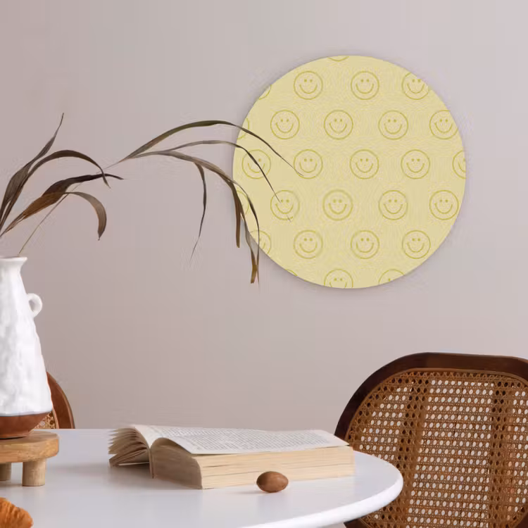 Smileys - Patroon - Retro - Zachtgeel Akoestische PET Vilt - Rond klein 838 -sfeer3