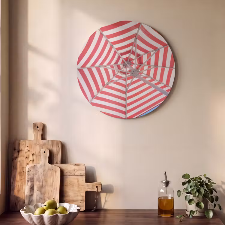 Parasol - Strepen - Zomer - Rood - Blauw Akoestische PET Vilt - Rond klein -sfeer2