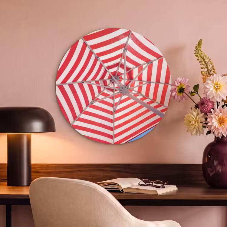 Parasol - Strepen - Zomer - Rood - Blauw Akoestische PET Vilt - Rond klein -sfeer3