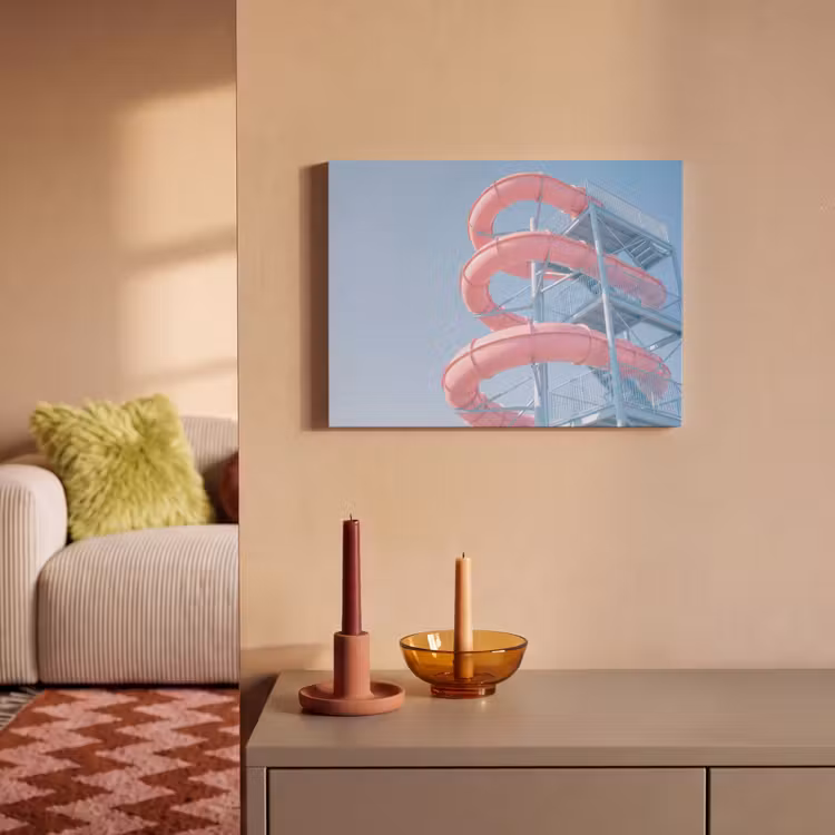 Glijbaan - Waterpark - Spiraal - Modern - Roze PET vilt klein -sfeer1