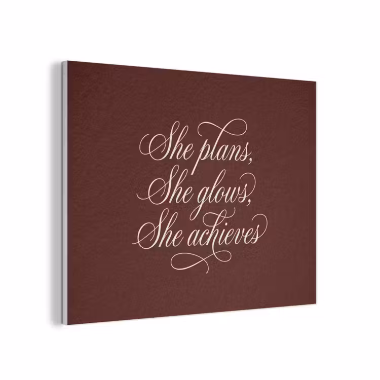 She plans she glows she achieves - Rood - Cursief PET vilt klein -3d