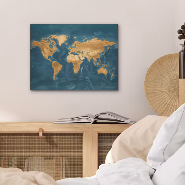 Wereldkaart - Goud - Oceaanblauw PET vilt klein -sfeer3
