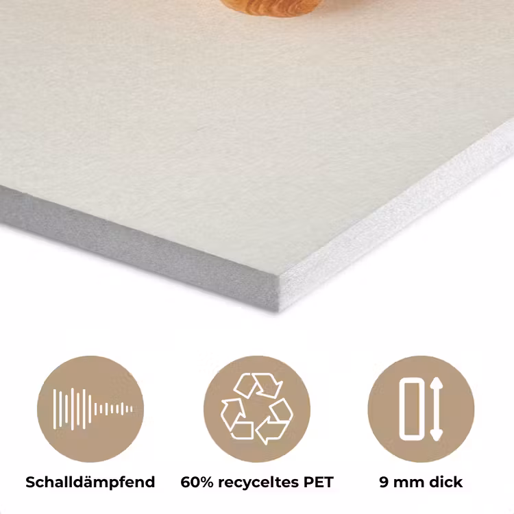 Croissant - Brood - Beige PET vilt klein -closeup_DE