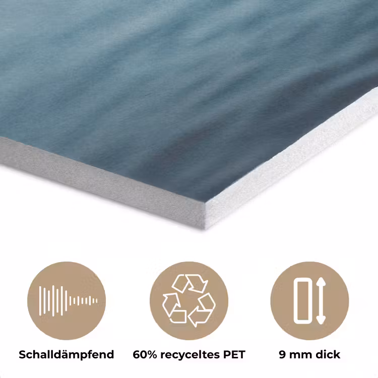 Houten steiger - Helderblauwe lucht PET vilt klein -closeup_DE