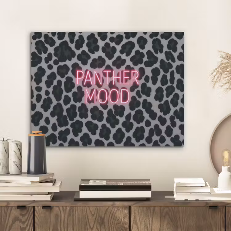 Panterprint - Zwart - Neonletters - Roze PET vilt klein -sfeer1