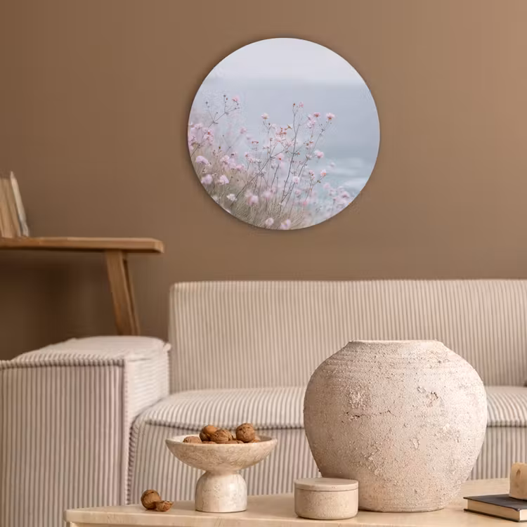 Klif - Bloemen - Zee - Roze Akoestische PET Vilt - Rond klein -sfeer1