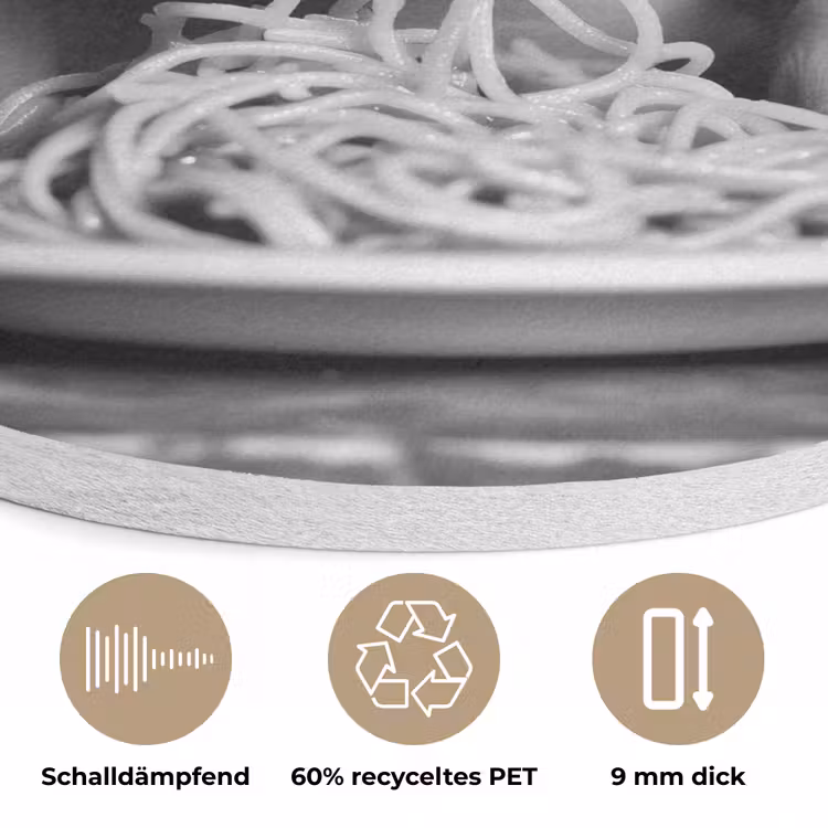 Varken - Schattig - Spaghetti - Zwart wit - Dier Akoestische PET Vilt - Rond klein -closeup_DE