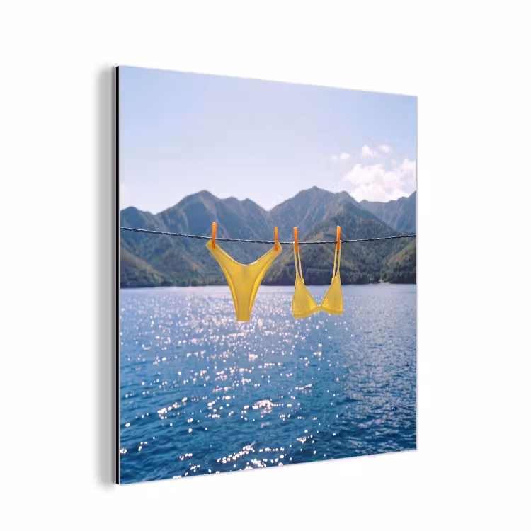 Badmode - Bikini - Zee - Bergen - Geel aluminium wit klein -3d