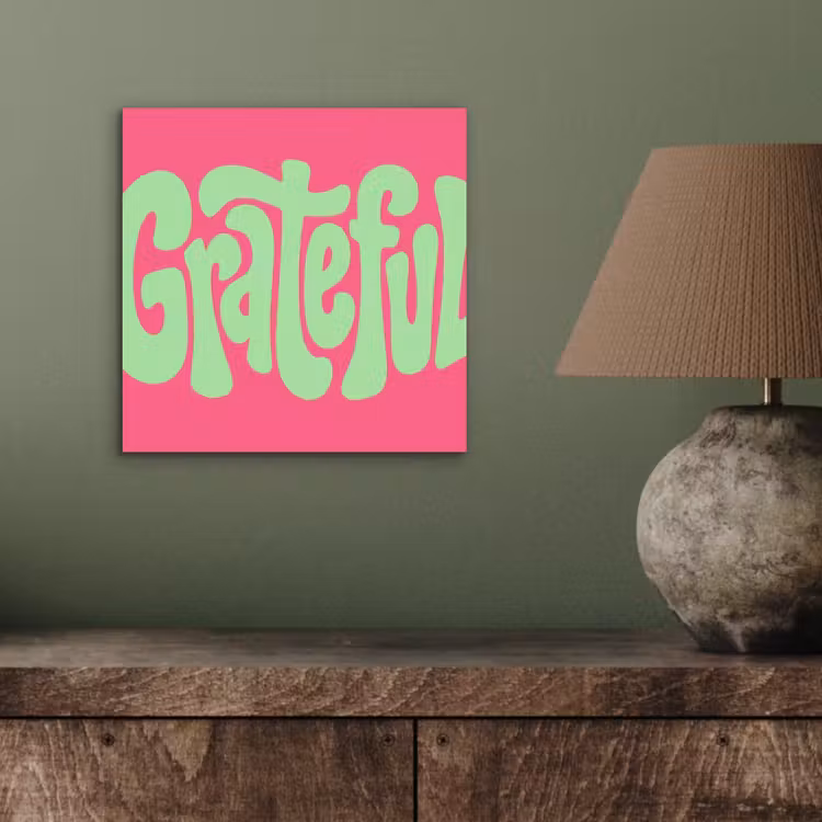 Grateful - Groen - Grafisch - Vloeiend aluminium wit klein -sfeer2