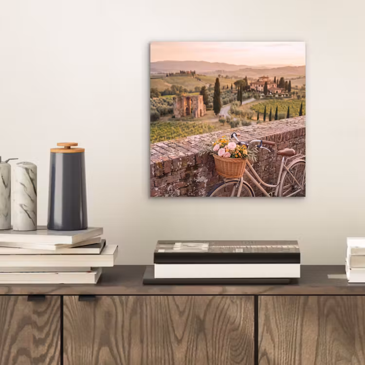 Fiets - Bloemen - Toscane - Landschap - Roze aluminium wit klein -sfeer1